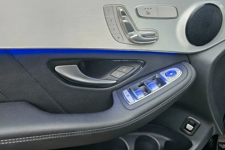 Mercedes-Benz GLC 300 din 2022 cu 69.000 km - oferta MER159057 - foto 23