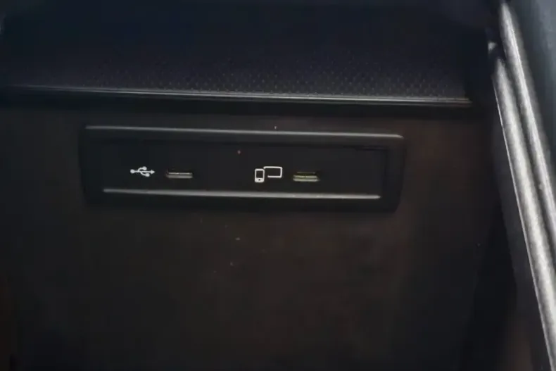 Mercedes-Benz GLC 300 din 2022 cu 69.000 km - oferta MER159057 - foto 32