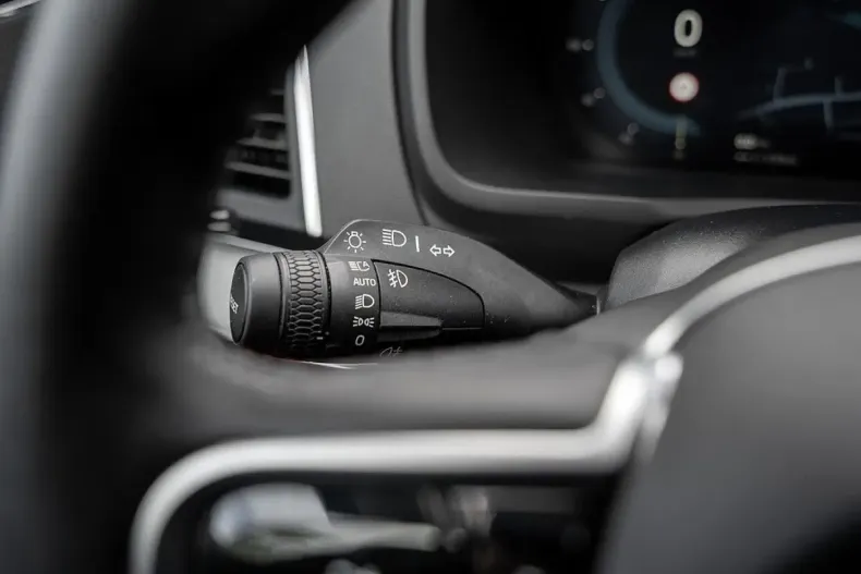 Volvo XC90 din 2024 cu 24.000 km - oferta VOL159061 - foto 22