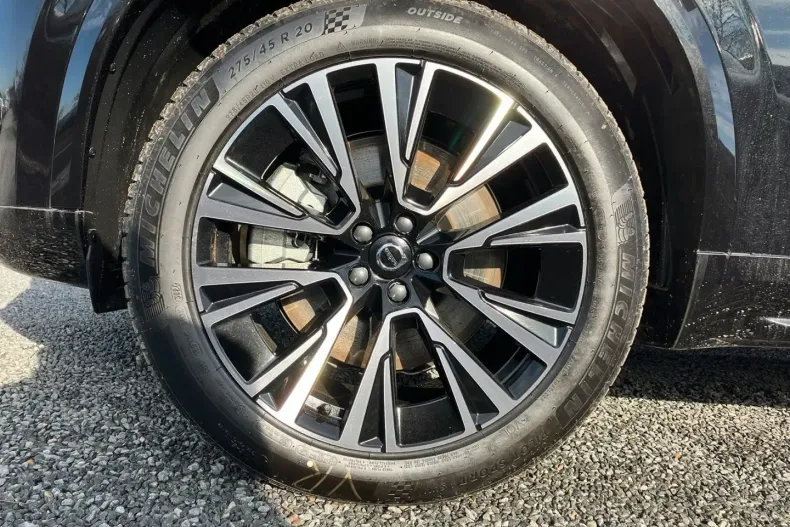 Volvo XC90 din 2024 cu 7.000 km - oferta VOL159066 - foto 3