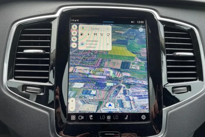 Volvo XC90 din 2024 cu 12.874 km - oferta VOL159067 - foto 13