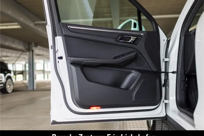 Porsche Macan din 2023 cu 33.000 km - oferta POR159069 - foto 8