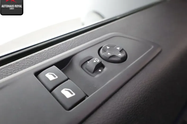 Peugeot Traveller din 2021 cu 48.542 km - oferta PEU159088 - foto 13