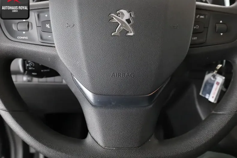 Peugeot Traveller din 2021 cu 48.542 km - oferta PEU159088 - foto 15