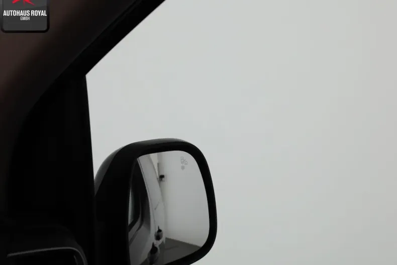 Peugeot Traveller din 2021 cu 48.542 km - oferta PEU159088 - foto 22