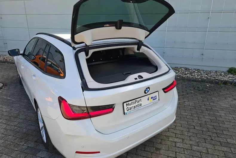 BMW 320 din 2023 cu 52.700 km - oferta BMW159102 - foto 17