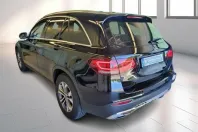 Mercedes-Benz GLC 220 din 2022 cu 65.034 km - oferta MER159118 - foto 4