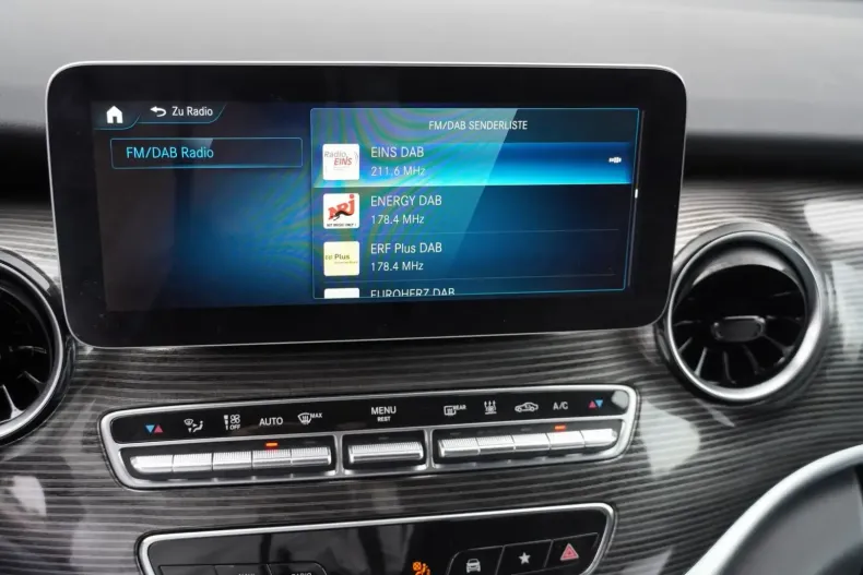 Mercedes-Benz V 300 din 2024 cu 45.828 km - oferta MER159123 - foto 17