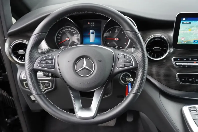 Mercedes-Benz V 300 din 2024 cu 45.828 km - oferta MER159123 - foto 28