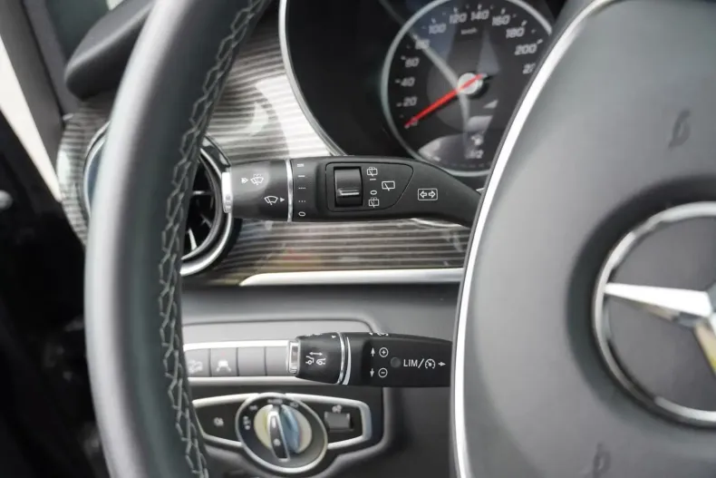 Mercedes-Benz V 300 din 2024 cu 45.828 km - oferta MER159123 - foto 32