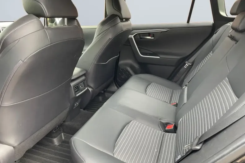 Toyota RAV4 din 2021 cu 93.000 km - oferta TOY159132 - foto 13