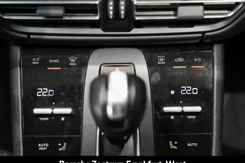 Porsche Macan din 2022 cu 52.627 km - oferta POR159136 - foto 18