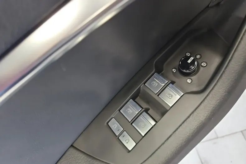 Audi A6 Allroad din 2022 cu 94.434 km - oferta AUD159145 - foto 5