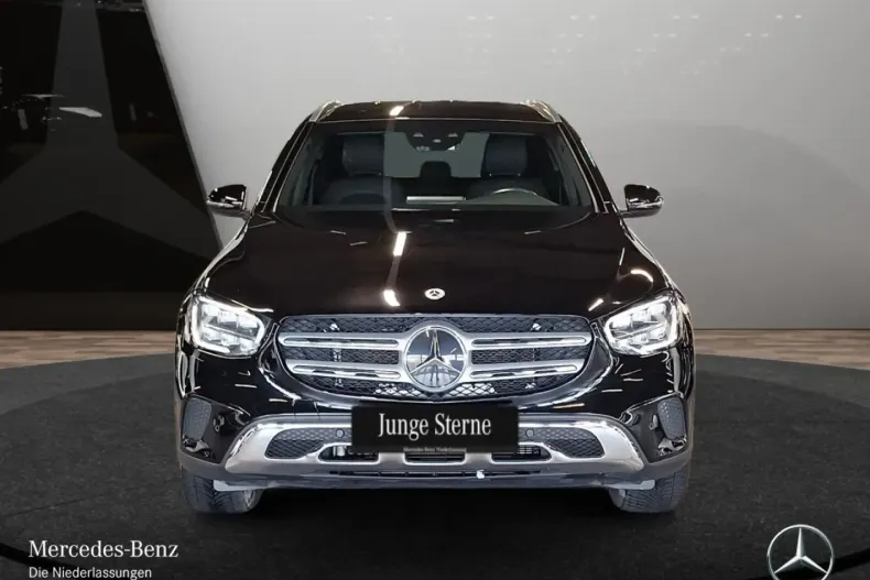 Mercedes-Benz GLC 200 din 2021 cu 50.156 km - oferta MER159157 - foto 2
