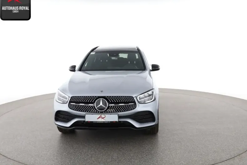 Mercedes-Benz GLC 200 din 2021 cu 50.000 km - oferta MER159162 - foto 1