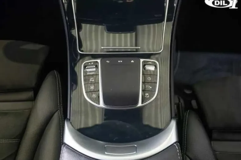 Mercedes-Benz GLC 200 din 2021 cu 90.900 km - oferta MER159163 - foto 15