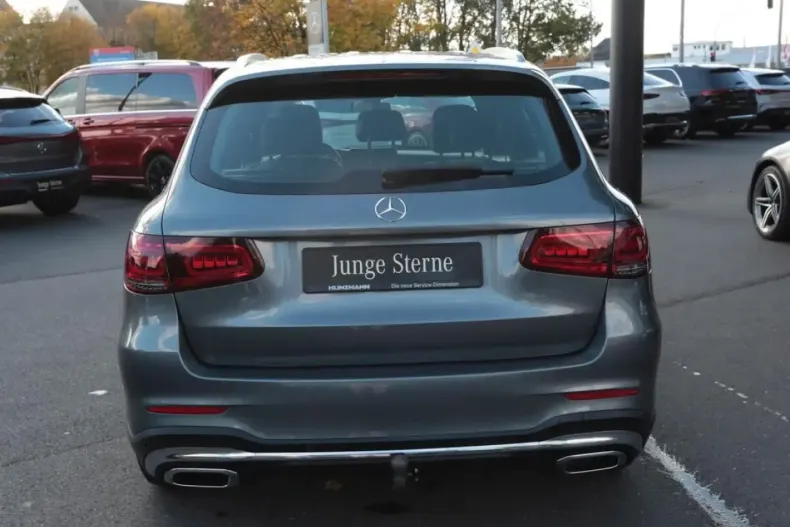 Mercedes-Benz GLC 200 din 2020 cu 72.900 km - oferta MER159166 - foto 3