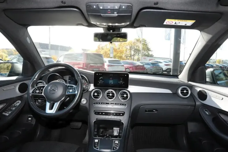Mercedes-Benz GLC 200 din 2020 cu 72.900 km - oferta MER159166 - foto 11