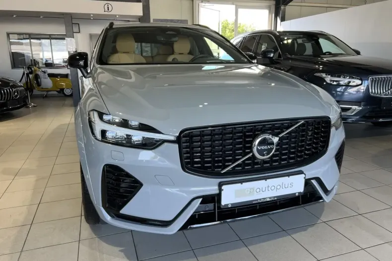 Volvo XC60 din 2024 cu 17.883 km - oferta VOL159176 - foto 4