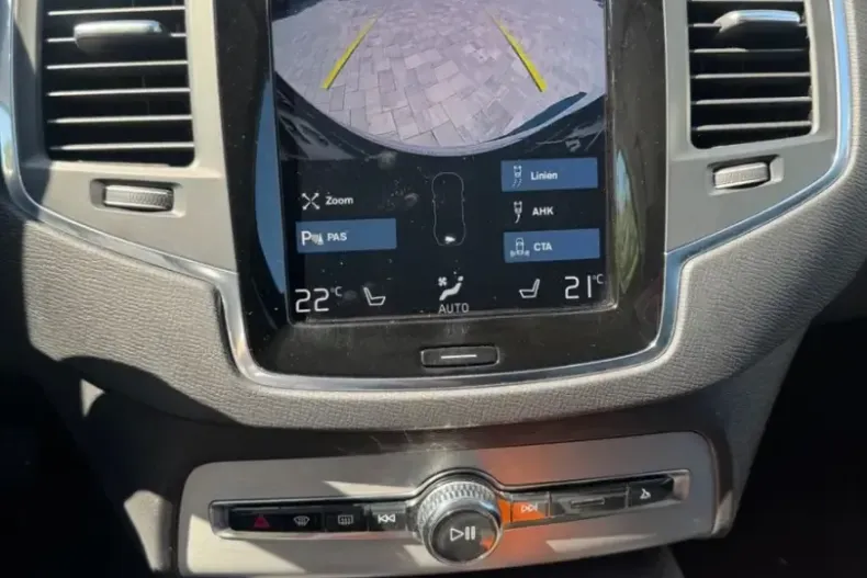 Volvo XC90 din 2020 cu 73.000 km - oferta VOL159181 - foto 13