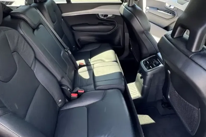 Volvo XC90 din 2020 cu 73.000 km - oferta VOL159181 - foto 20