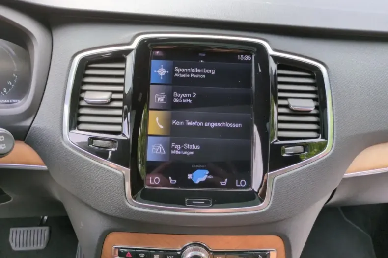 Volvo XC90 din 2021 cu 84.700 km - oferta VOL159184 - foto 12