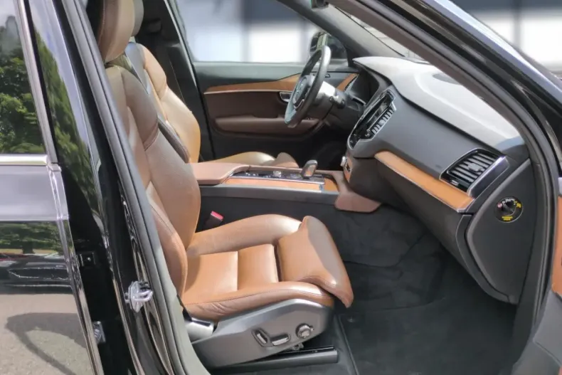 Volvo XC90 din 2021 cu 84.700 km - oferta VOL159184 - foto 17