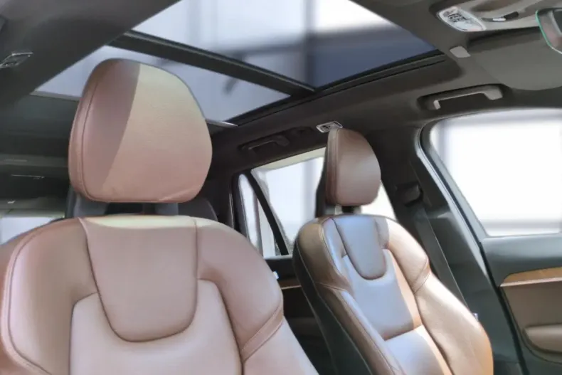 Volvo XC90 din 2021 cu 84.700 km - oferta VOL159184 - foto 18