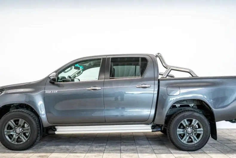 Toyota Hilux din 2024 cu 20.000 km - oferta TOY159186 - foto 6