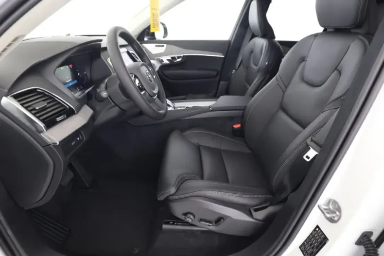 Volvo XC90 din 2024 cu 26.250 km - oferta VOL159191 - foto 5