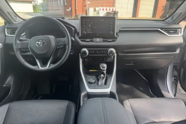 Toyota RAV4 din 2020 cu 62.520 km - oferta TOY159196 - foto 8