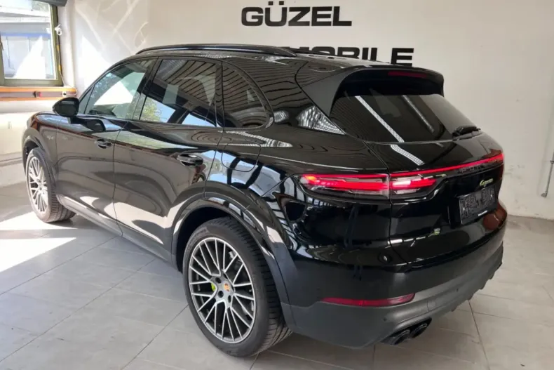 Porsche Cayenne din 2022 cu 52.000 km - oferta POR159205 - foto 4