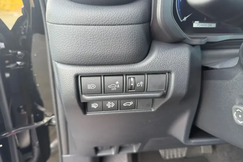 Toyota Land Cruiser din 2024 cu 14.990 km - oferta TOY159214 - foto 21