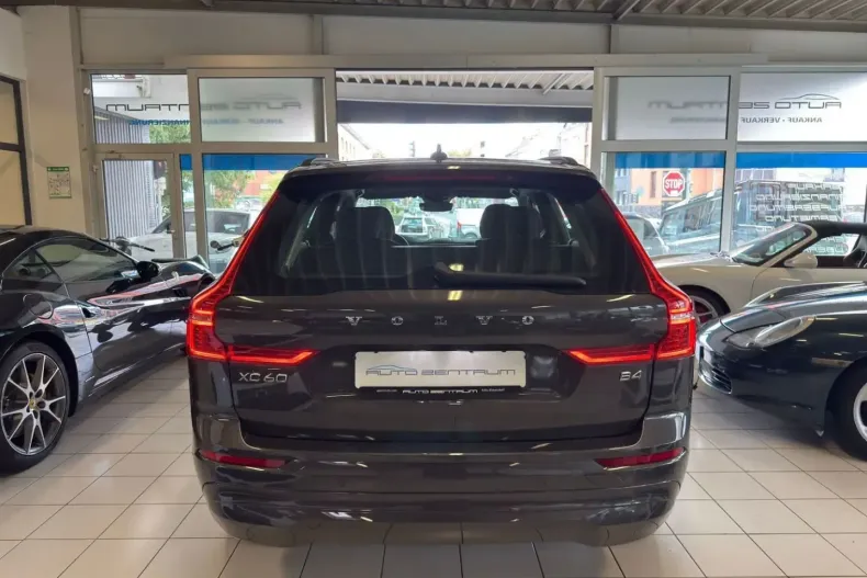 Volvo XC60 din 2021 cu 89.990 km - oferta VOL159221 - foto 6