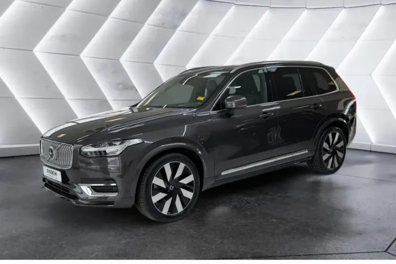 Volvo XC90 din 2024 cu 19.685 km - oferta VOL159227 - foto 1