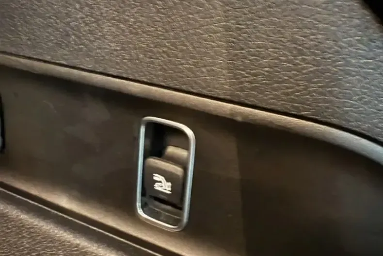 Mercedes-Benz GLE 300 din 2020 cu 78.573 km - oferta MER159234 - foto 22