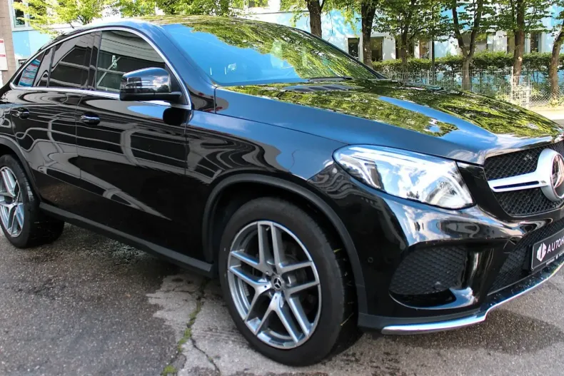 Mercedes-Benz GLE 350 din 2020 cu 70.900 km - oferta MER159236 - foto 3