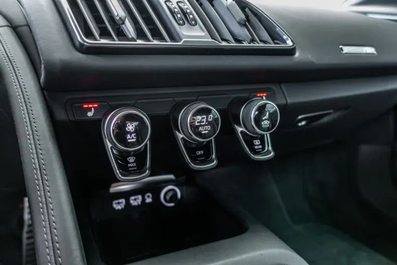 Audi R8 din 2020 cu 54.812 km - oferta AUD159238 - foto 12