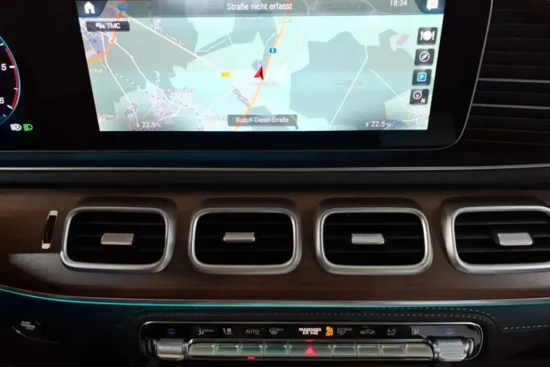 Mercedes-Benz GLE 300 din 2022 cu 73.367 km - oferta MER159239 - foto 13