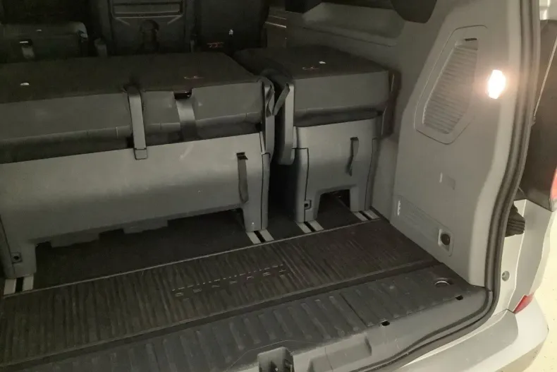 Ford Tourneo Custom din 2024 cu 15.900 km - oferta FOR159256 - foto 7