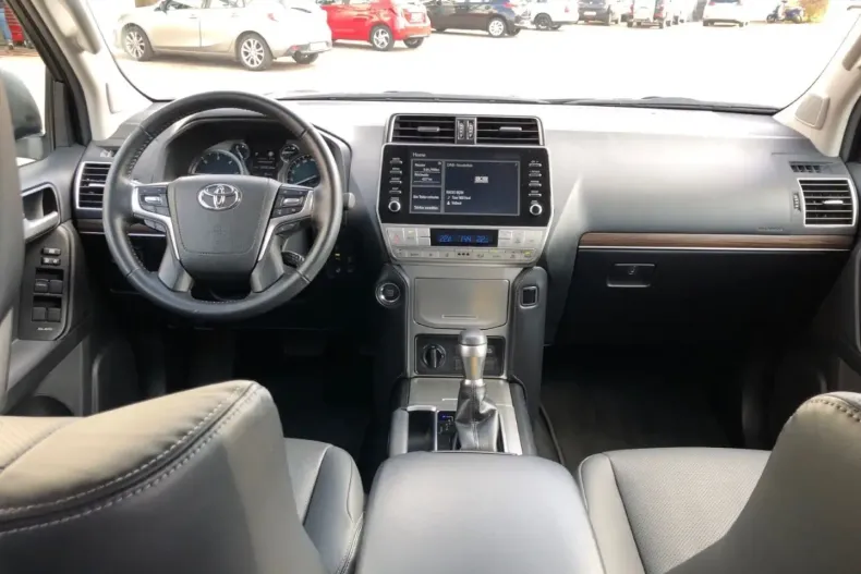 Toyota Land Cruiser din 2024 cu 21.000 km - oferta TOY159257 - foto 19