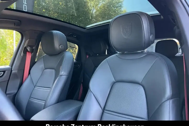 Porsche Cayenne din 2022 cu 67.886 km - oferta POR159267 - foto 6