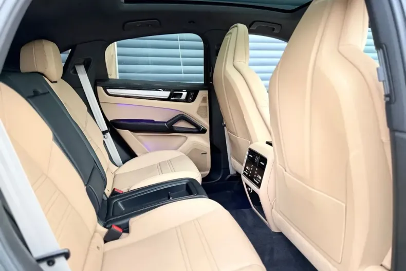 Porsche Cayenne din 2023 cu 32.000 km - oferta POR159272 - foto 36