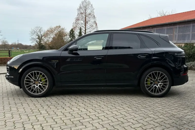 Porsche Cayenne din 2022 cu 51.250 km - oferta POR159273 - foto 3