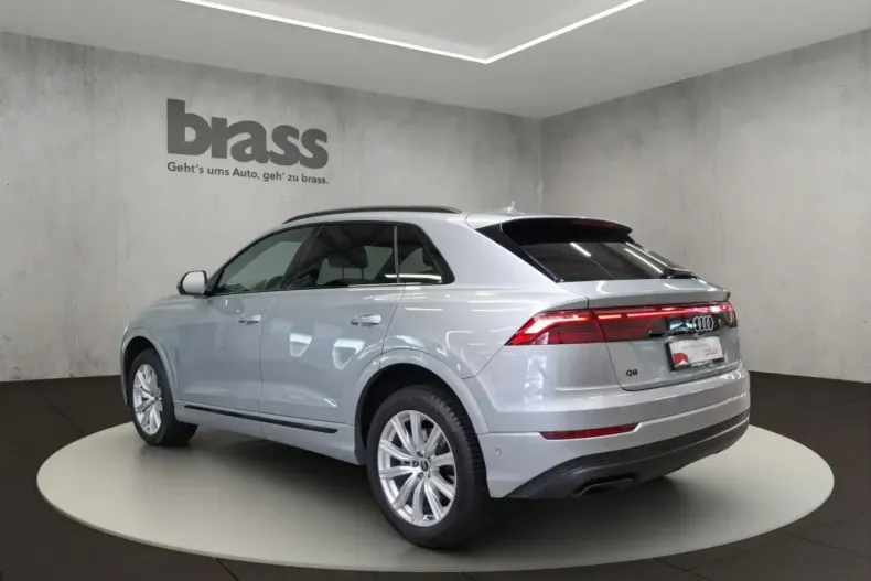 Audi Q8 din 2025 cu 22.798 km - oferta AUD159279 - foto 3