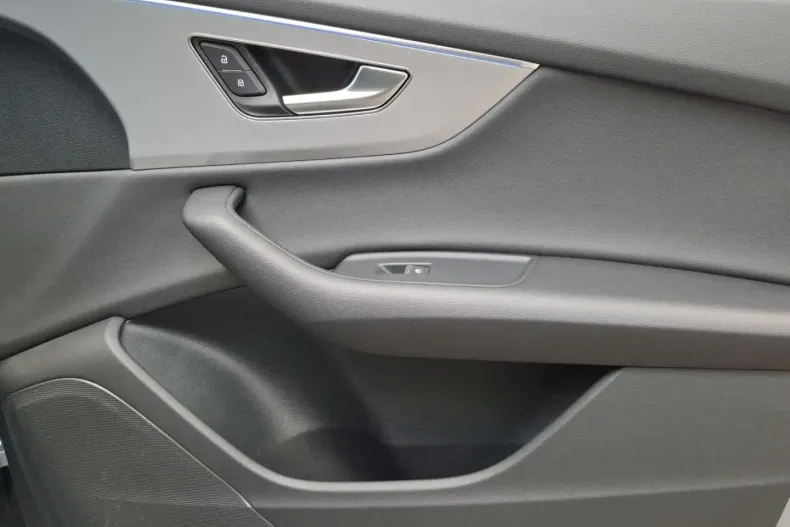 Audi Q8 din 2025 cu 22.798 km - oferta AUD159279 - foto 16