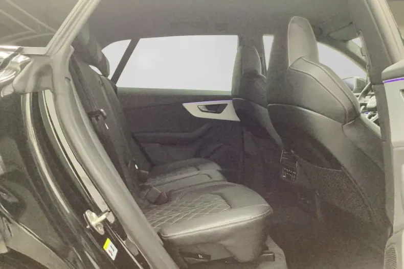 Audi Q8 din 2023 cu 50.483 km - oferta AUD159282 - foto 5