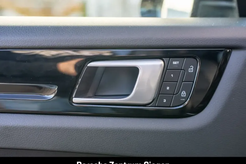 Porsche Cayenne din 2022 cu 42.822 km - oferta POR159284 - foto 18