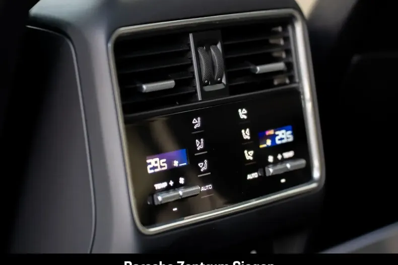 Porsche Cayenne din 2022 cu 42.822 km - oferta POR159284 - foto 24