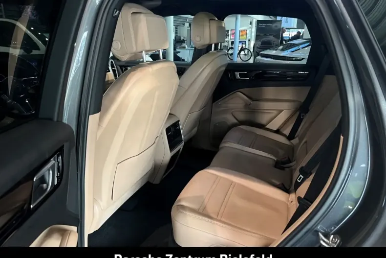 Porsche Cayenne din 2020 cu 91.350 km - oferta POR159296 - foto 28